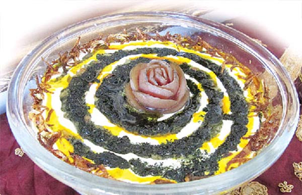 تزیین آش برای ماه رمضان زیباترین و ساده ترین ایده ها برای تزیین آش ماه رمضان با کشک و نعناع داغ
