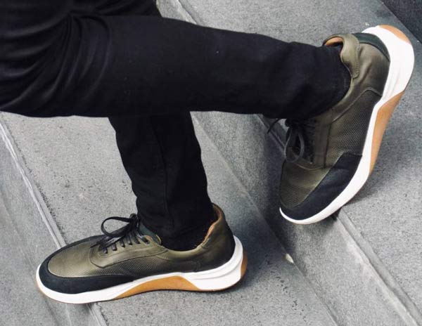 بهترین کفش اسپرت مردانه آشنایی با ویژگی های کفش اسپرت مردانه و جدیدترین مدل ها