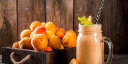راز خوشمزگی میلک شیک زردآلو و فوت و فن میلک شیک زردآلو خوشمزه و خانگی