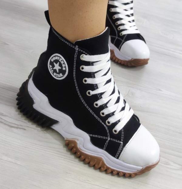 مدل کفش اسپرت دخترانه + خاص ترین و متفاوت ترین کفش های اسپرت ترند شده دخترانه