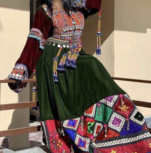 مدل لباس آینه دوزی افغانی آشنایی با انواع لباس سنتی آینه کاری افغانی