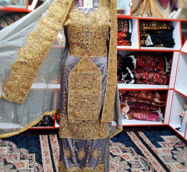 مدل لباس آینه دوزی بلوچی زیباترین مدل های لباس سنتی بلوچی با هنر آینه دوزی