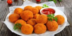 راز خوشمزگی توپک پنیری و فوت و فن توپک پنیری خوشمزه و خانگی