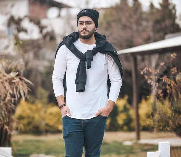 مدل عکس گرفتن پسرانه زیبا + ایده های خفن و متفاوت در خانه و طبیعت