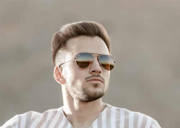 مدل عینک برای صورت کشیده با بهترین طرح ها و تنوع ها + نکات مهم انتخاب عینک