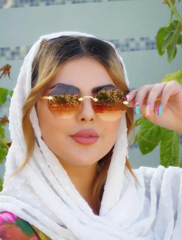 مدل عینک برای صورت کشیده با بهترین طرح ها و تنوع ها + نکات مهم انتخاب عینک