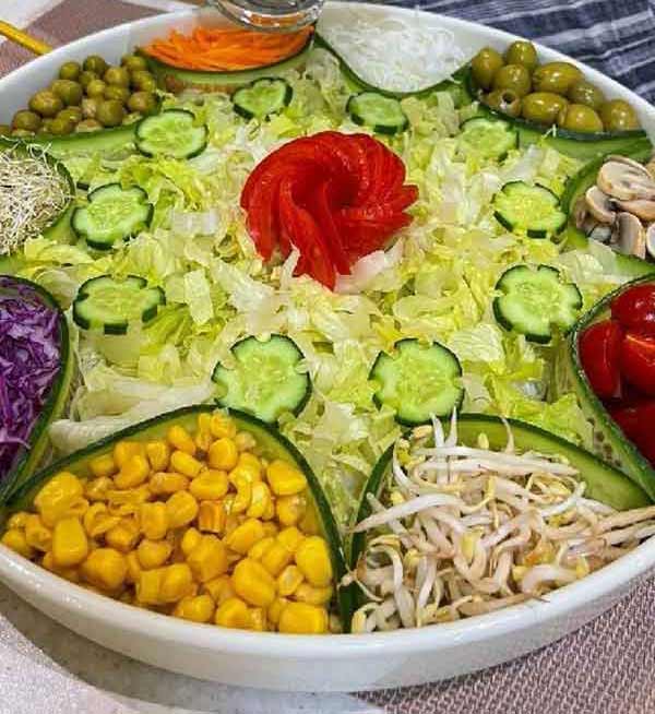 مدل سالاد کاهو جدید با دیزاین های ساده و زیبا + خواص بی نظیر آن برای لاغری