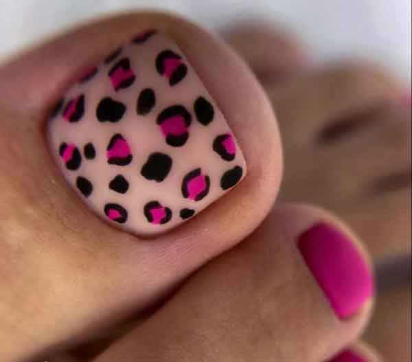 مدل طراحی ناخن پا زیبا با ایده های ساده و فانتزی برای سخت پسندان