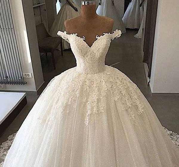 مدل یقه دلبری زیبا و جذاب + لباس های مجلسی و عروسی برای شیک پوشان