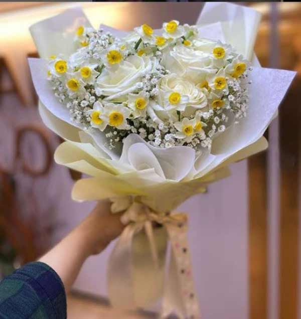 تزیین گل طبیعی زیبا تک شاخه و چندتایی لاکچری + ایده های متنوع و خلاقانه