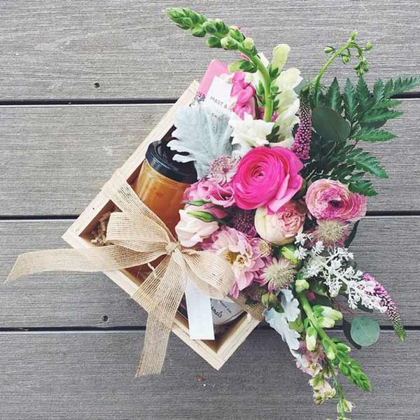 تزیین گل طبیعی زیبا تک شاخه و چندتایی لاکچری + ایده های متنوع و خلاقانه