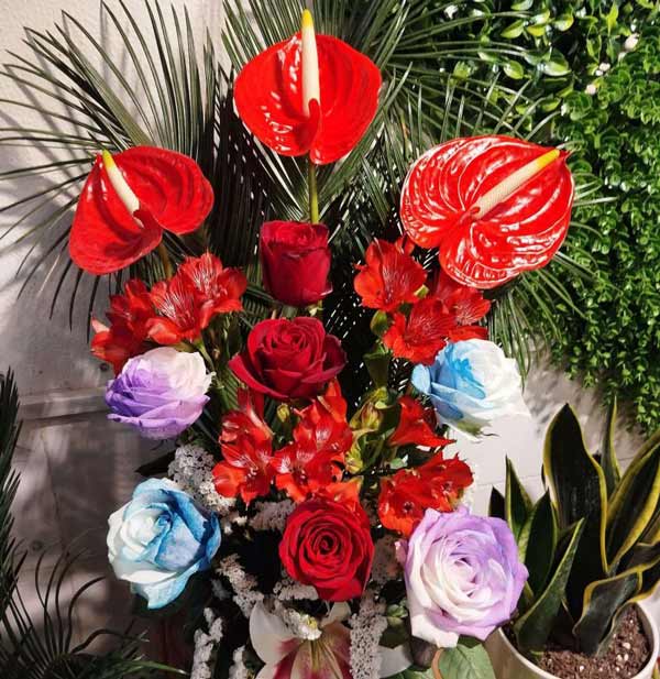 تزیین گل طبیعی زیبا تک شاخه و چندتایی لاکچری + ایده های متنوع و خلاقانه