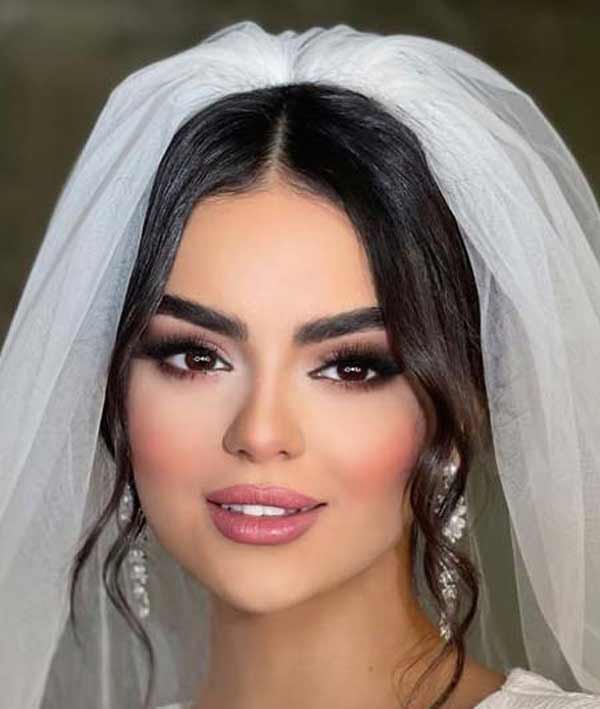آرایش لایت + آموزش انجام آرایش لایت ملایم و سبک با تکنیک های ساده