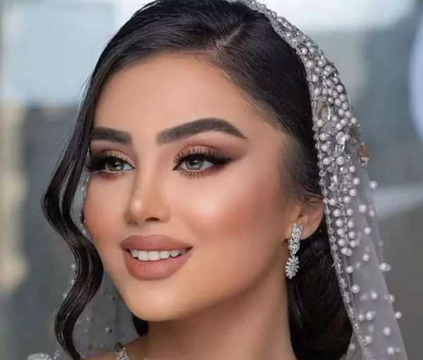 آرایش لایت + آموزش انجام آرایش لایت ملایم و سبک با تکنیک های ساده