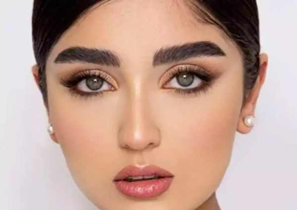 آرایش لایت + آموزش انجام آرایش لایت ملایم و سبک با تکنیک های ساده