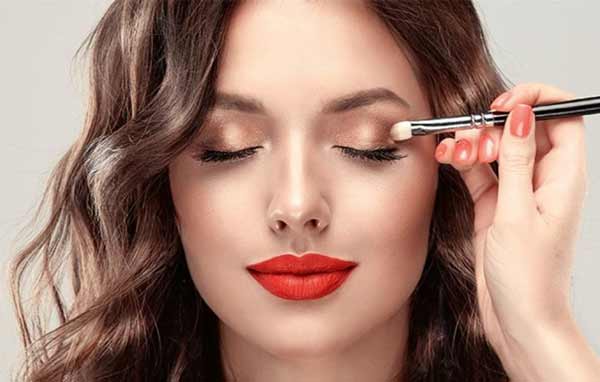 آرایش لایت + آموزش انجام آرایش لایت ملایم و سبک با تکنیک های ساده