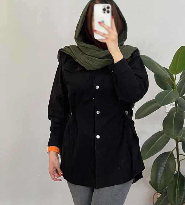 مدل مانتو ابروبادی دکمه دار مشکی + جدیدترین و زیباترین مدل های مانتو ابروبادی مشکی برای ماه محرم