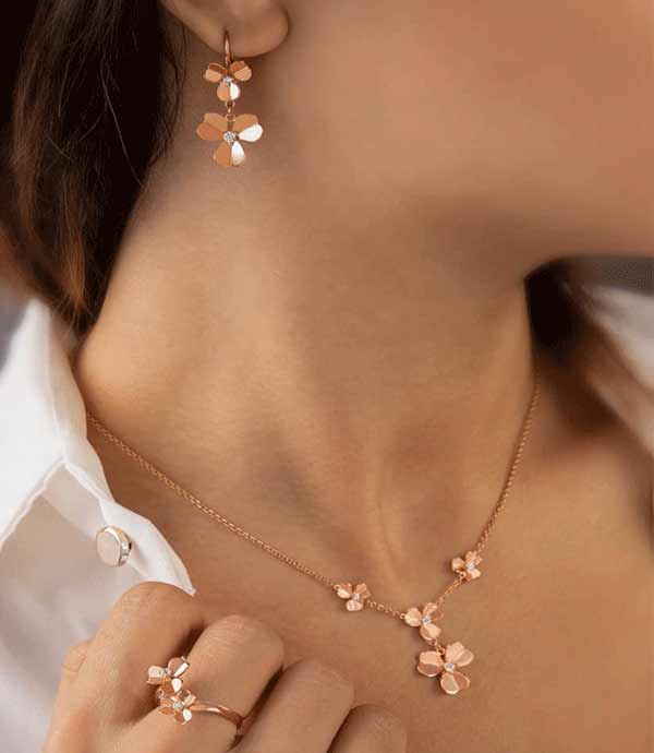 مدل سرویس طلا دخترانه + مجموعه ای از باکلاس ترین و شیک ترین مدل های سرویس طلا دخترانه
