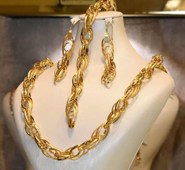 مدل سرویس طلا جدید و شیک + لوکس ترین و شیک ترین مدل های سرویس طلا زنانه