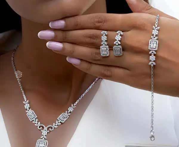 مدل سرویس طلا جدید و شیک + لوکس ترین و شیک ترین مدل های سرویس طلا زنانه