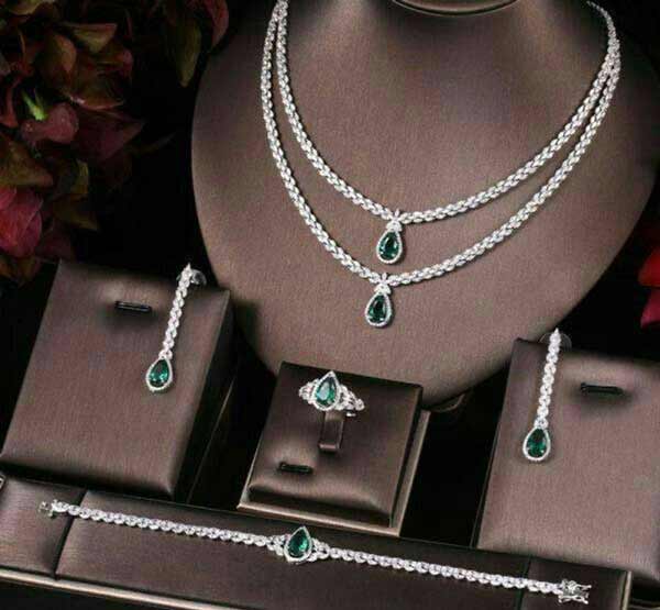 مدل سرویس طلا جدید و شیک + لوکس ترین و شیک ترین مدل های سرویس طلا زنانه