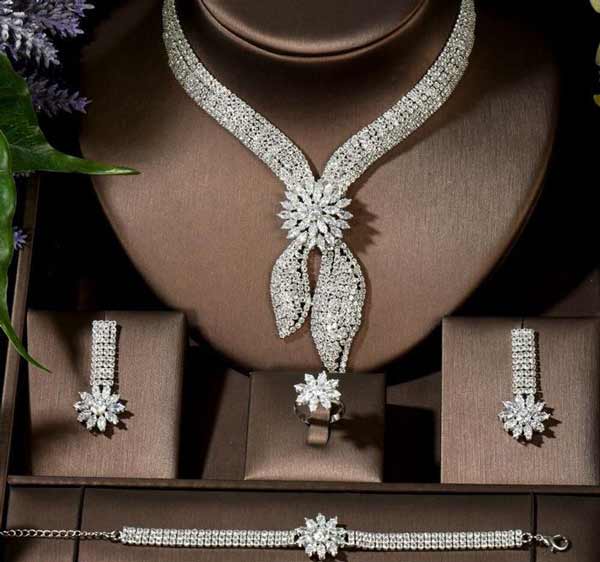 مدل سرویس طلا سفید + مجموعه ای از شیک ترین و لاکچری ترین مدل های سرویس طلا سفید