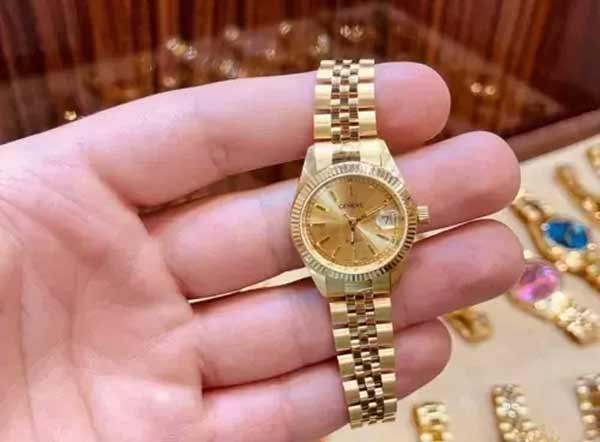 ساعت طلا + شیک ترین و لوکس ترین مدل های ساعت طلا را اینجا ببینید