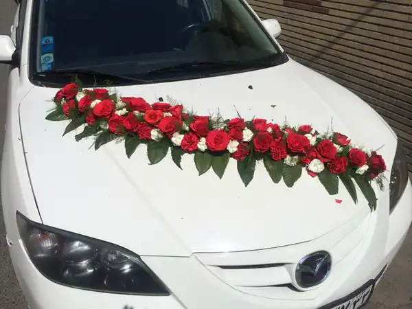مدل ماشین عروس + ایده های ساده و شیک برای گل آرایی ماشین عروس به سبک جدید
