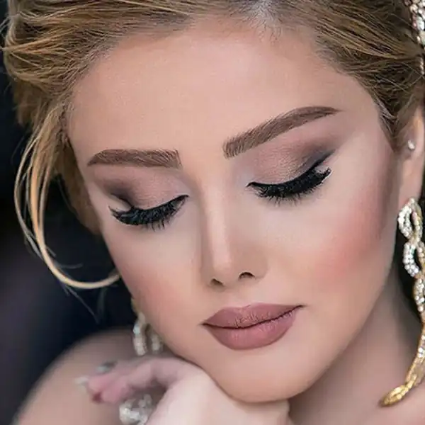 مدل آرایش صورت + آشنایی با انواع سبک های آرایش صورت لایت و ساده مجلسی