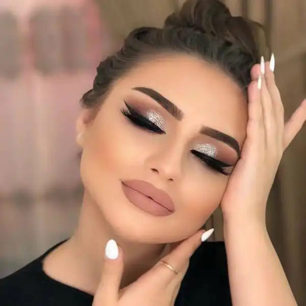 مدل آرایش صورت + آشنایی با انواع سبک های آرایش صورت لایت و ساده مجلسی