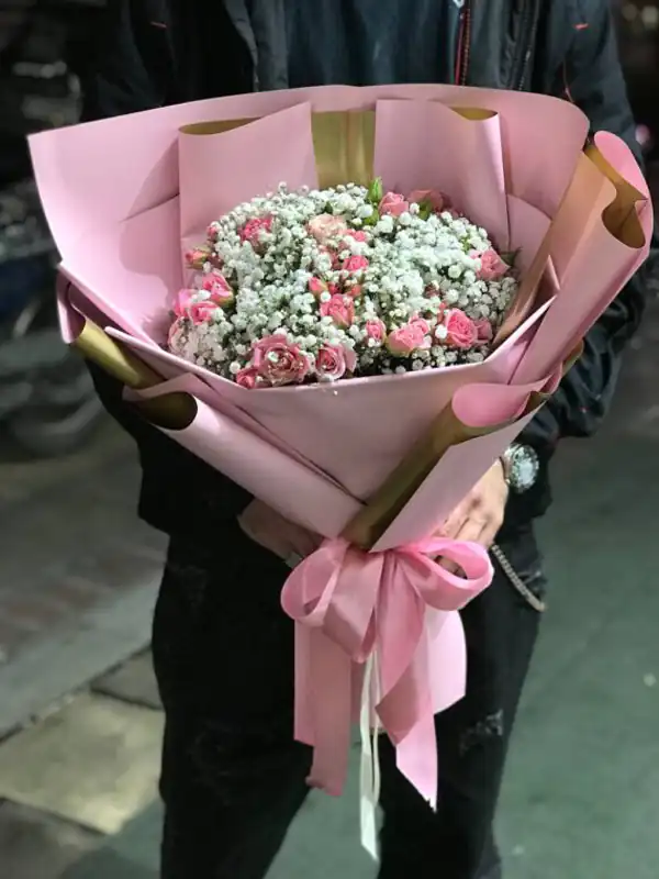 مدل دسته گل ساده + شیک ترین و زیباترین مدل های دسته گل برای تبریک تولد و جشن
