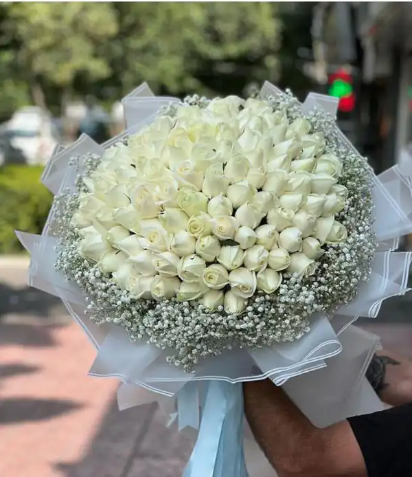 مدل دسته گل ساده + شیک ترین و زیباترین مدل های دسته گل برای تبریک تولد و جشن