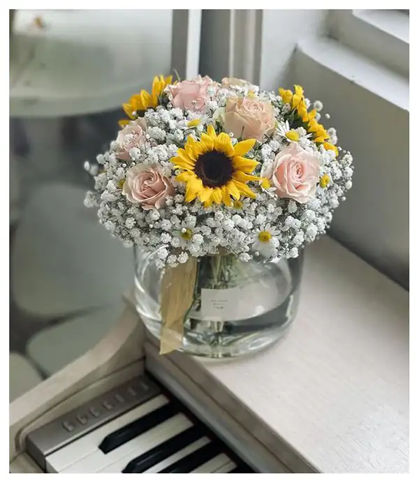 مدل دسته گل ساده + شیک ترین و زیباترین مدل های دسته گل برای تبریک تولد و جشن