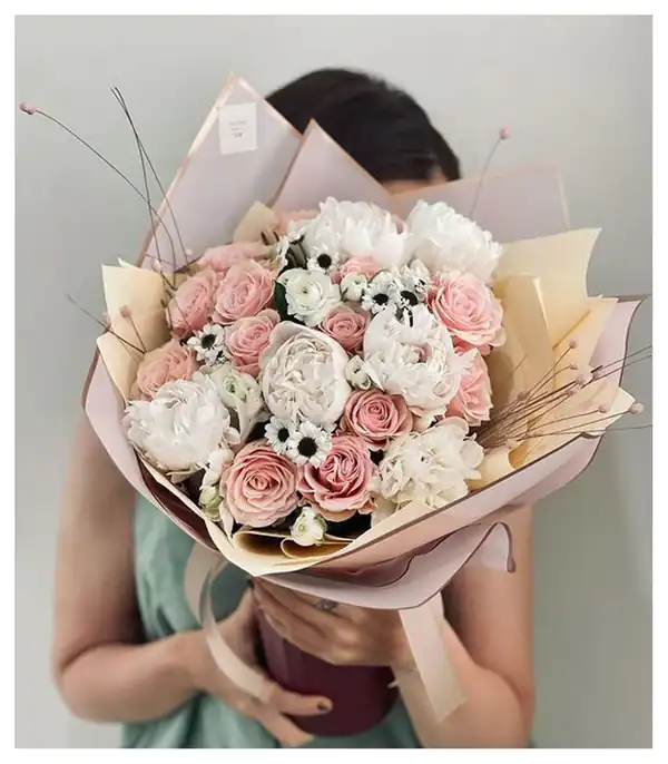 مدل دسته گل ساده + شیک ترین و زیباترین مدل های دسته گل برای تبریک تولد و جشن