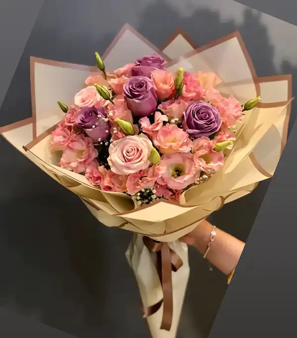 مدل دسته گل ساده + شیک ترین و زیباترین مدل های دسته گل برای تبریک تولد و جشن
