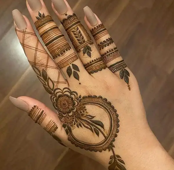 مدل حنا دست + طرح های بسیار زیبا و خاص برای کشیدن حنا روی دست و بدن