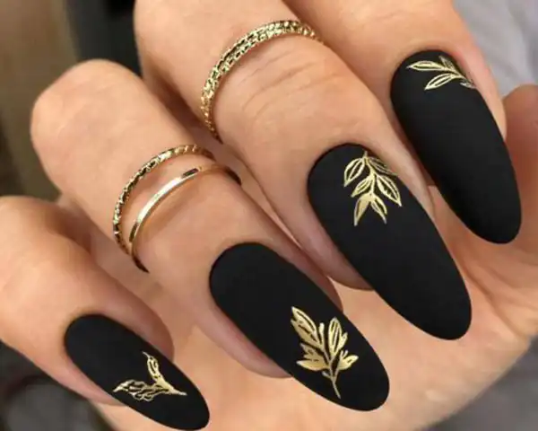 مدل ناخن جدید + زیباترین ایده برای طراحی ناخن بسیار شیک و ساده