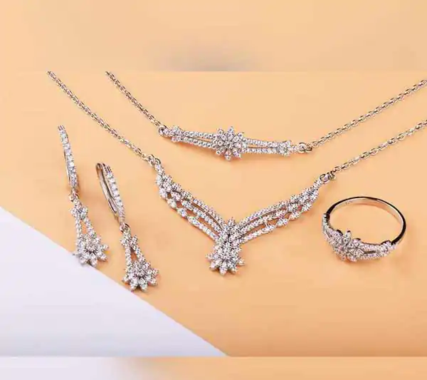 مدل سرویس طلا شیک + جدیدترین و زیباترین مدل های سرویس طلا مخصوص عروس خانم ها