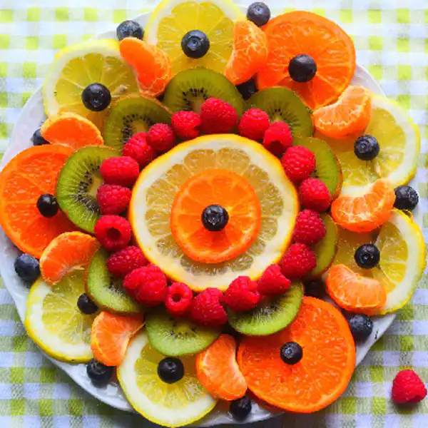 تزیین + ایده های بسیار زیبا و خاص برای تزیین بشقاب میوه و غذا