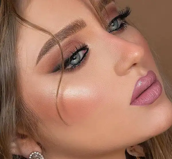 زیباترین مدل آرایش صورت + آشنایی با انواع سبک ها و مدل های آرایش صورت لایت و ساده