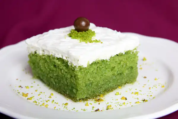 راز خوشمزگی کیک اسفناج و فوت و فن کیک اسفناج خوشمزه و خانگی