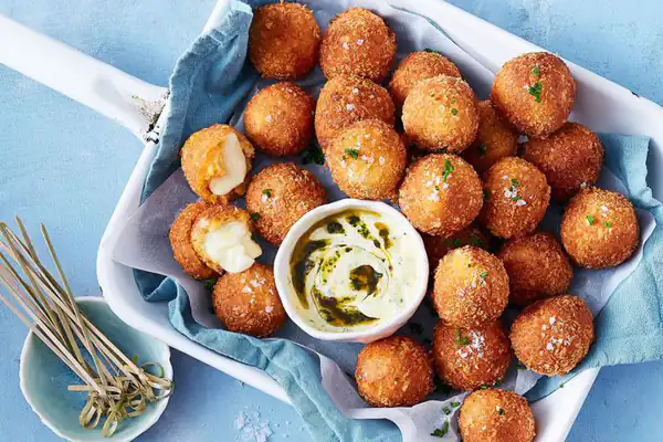 راز خوشمزگی ناگت مرغ پنیری و فوت و فن ناگت مرغ پنیری خوشمزه و خانگی
