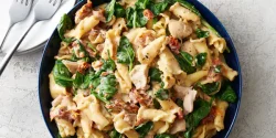 راز خوشمزگی پاستا مرغ و اسفناج و فوت و فن پاستا مرغ و اسفناج خوشمزه و خانگی