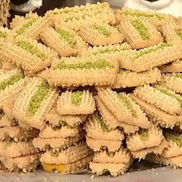 راز خوشمزگی شیرینی نان چرخی و فوت و فن شیرینی نان چرخی خوشمزه و خانگی
