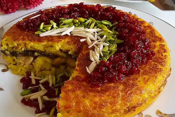 راز خوشمزگی ته چین آلو اسفناج و فوت و فن ته چین آلو اسفناج خوشمزه و خانگی