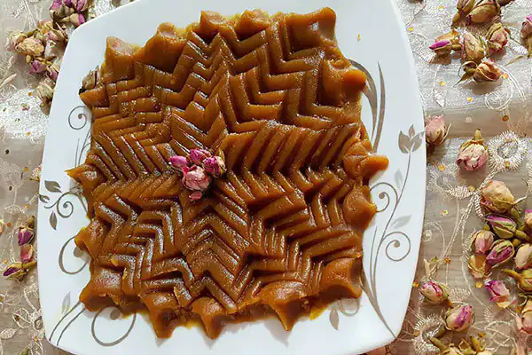 راز خوشمزگی حلوای بادام و فوت و فن حلوای بادام خوشمزه و خانگی