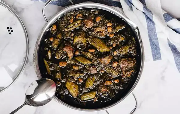 راز خوشمزگی خورش کرفس با مرغ و فوت و فن خورش کرفس با مرغ خوشمزه و خانگی
