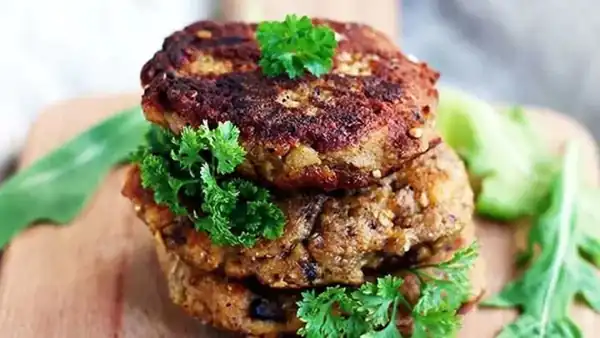 راز خوشمزگی کوکو بادمجان پنیری و فوت و فن کوکو بادمجان پنیری خوشمزه و خانگی