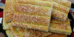 راز خوشمزگی نان خشک و فوت و فن نان خشک خوشمزه و خانگی