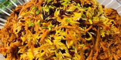 راز خوشمزگی رشته پلو با مرغ ریش ریش و فوت و فن رشته پلو با مرغ ریش ریش